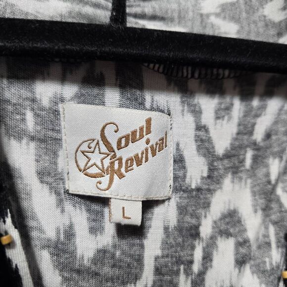 Soul Revival Black and White All Over Print Beaded Tank Top NWT - Picture 5 of 6